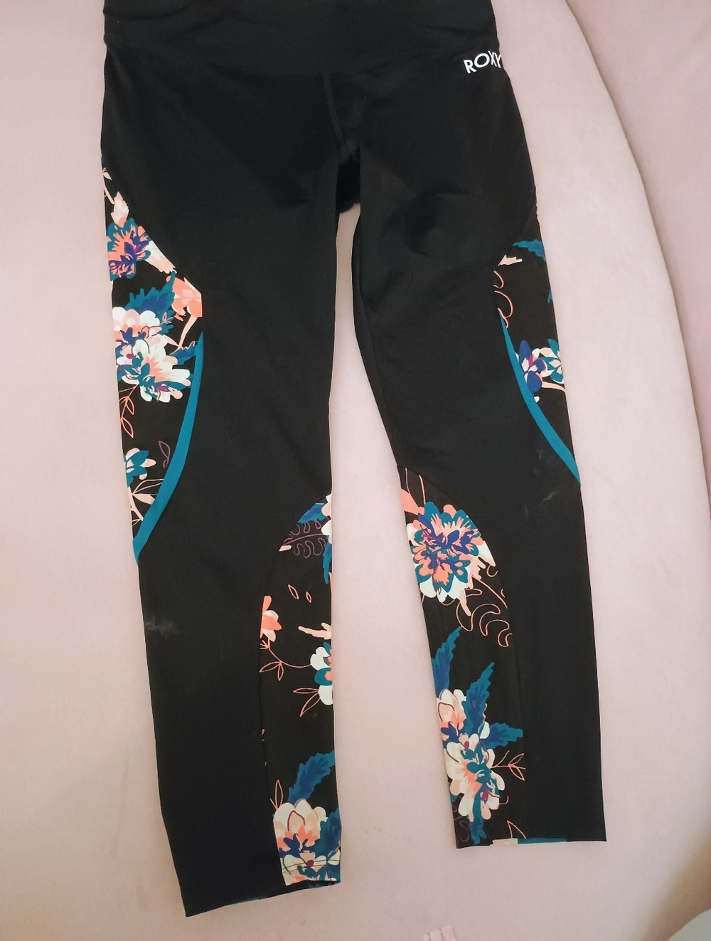 Roxy Take Me To The Beach Leggings with Tropical Print